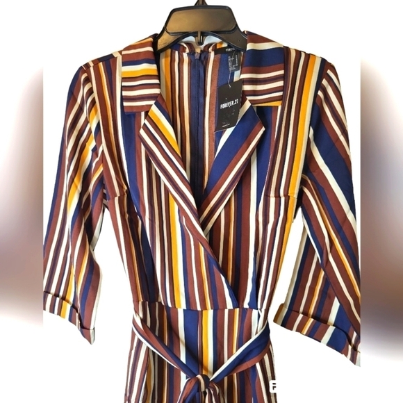 NWT Forever 21 Jumpsuit/Romper stripes Small - Picture 2 of 15